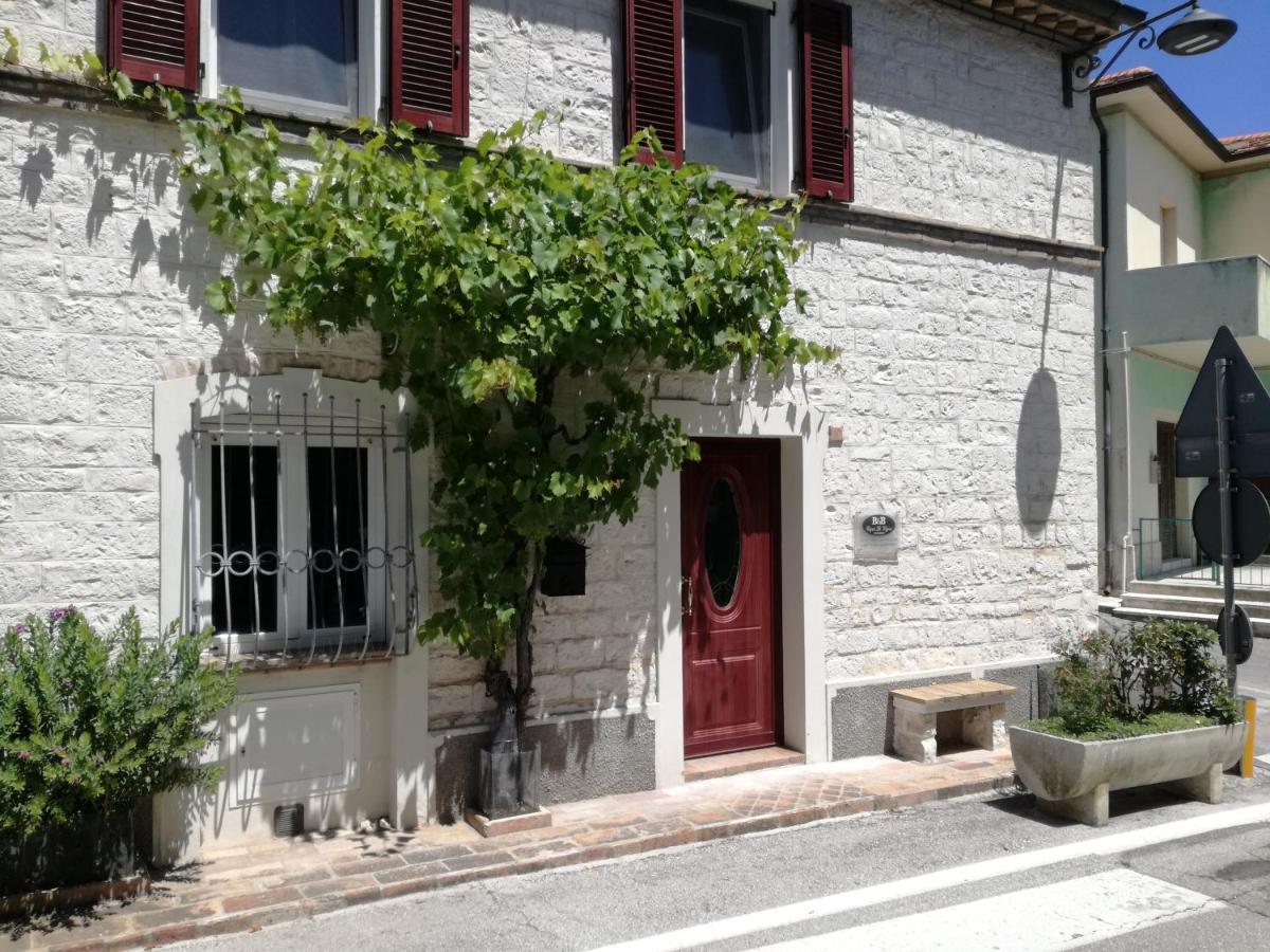 B&B Capo Le Vigne ซีโรโล ภายนอก รูปภาพ